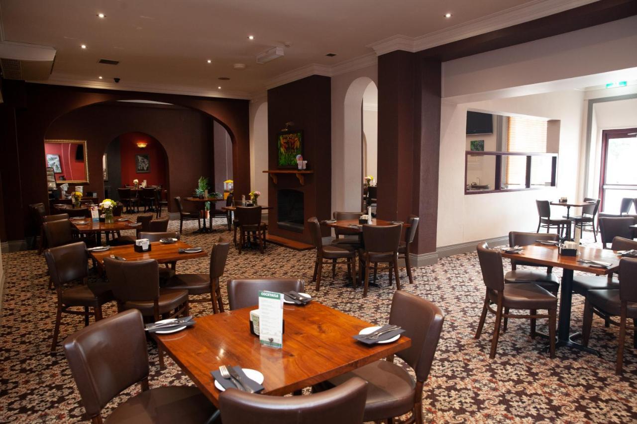 Royal Hotel Сінґлтон Екстер'єр фото