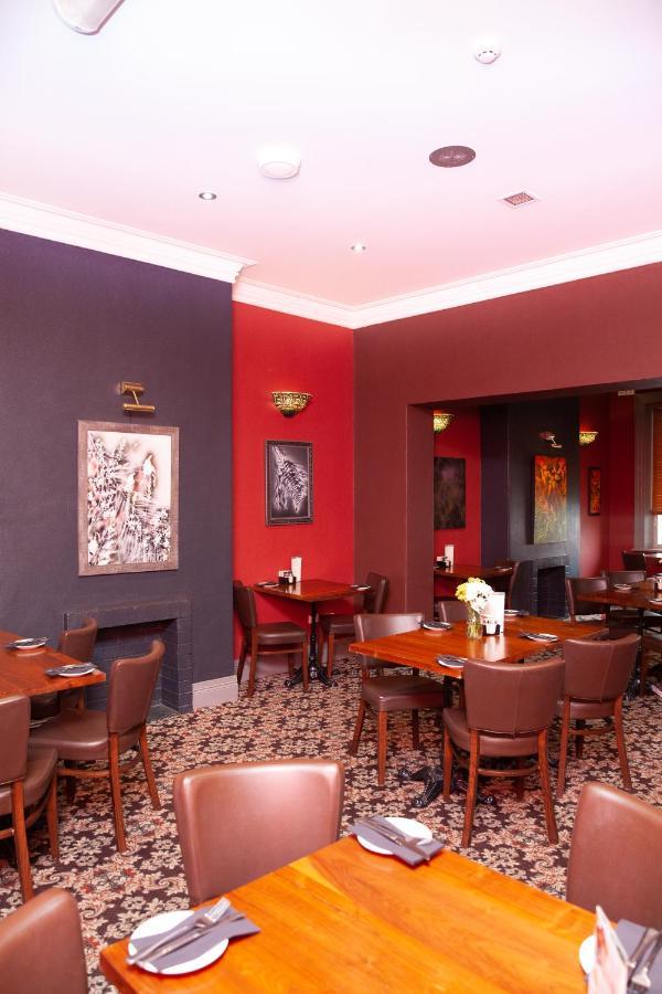Royal Hotel Сінґлтон Екстер'єр фото